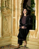 BLACK LUXE EMBROIDERY 2Pc