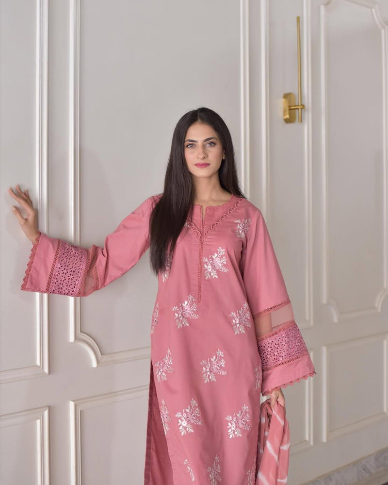 Novina Embroidered Lawn 2PC